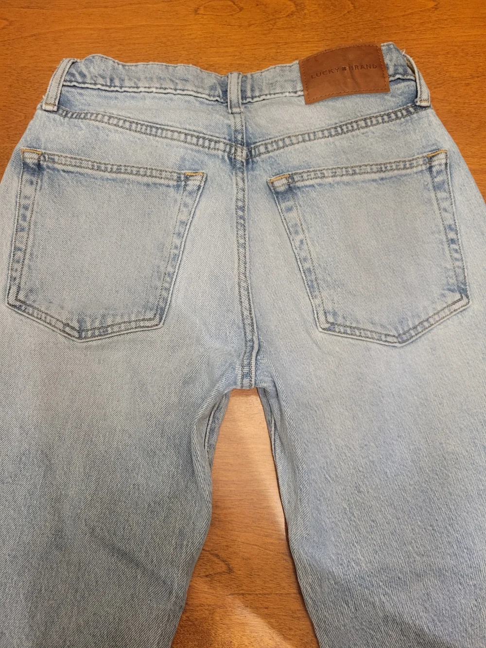 Lucky Brand 90s Loose High Rise Crop Jeans | 00/24 - Picture 5 of 16